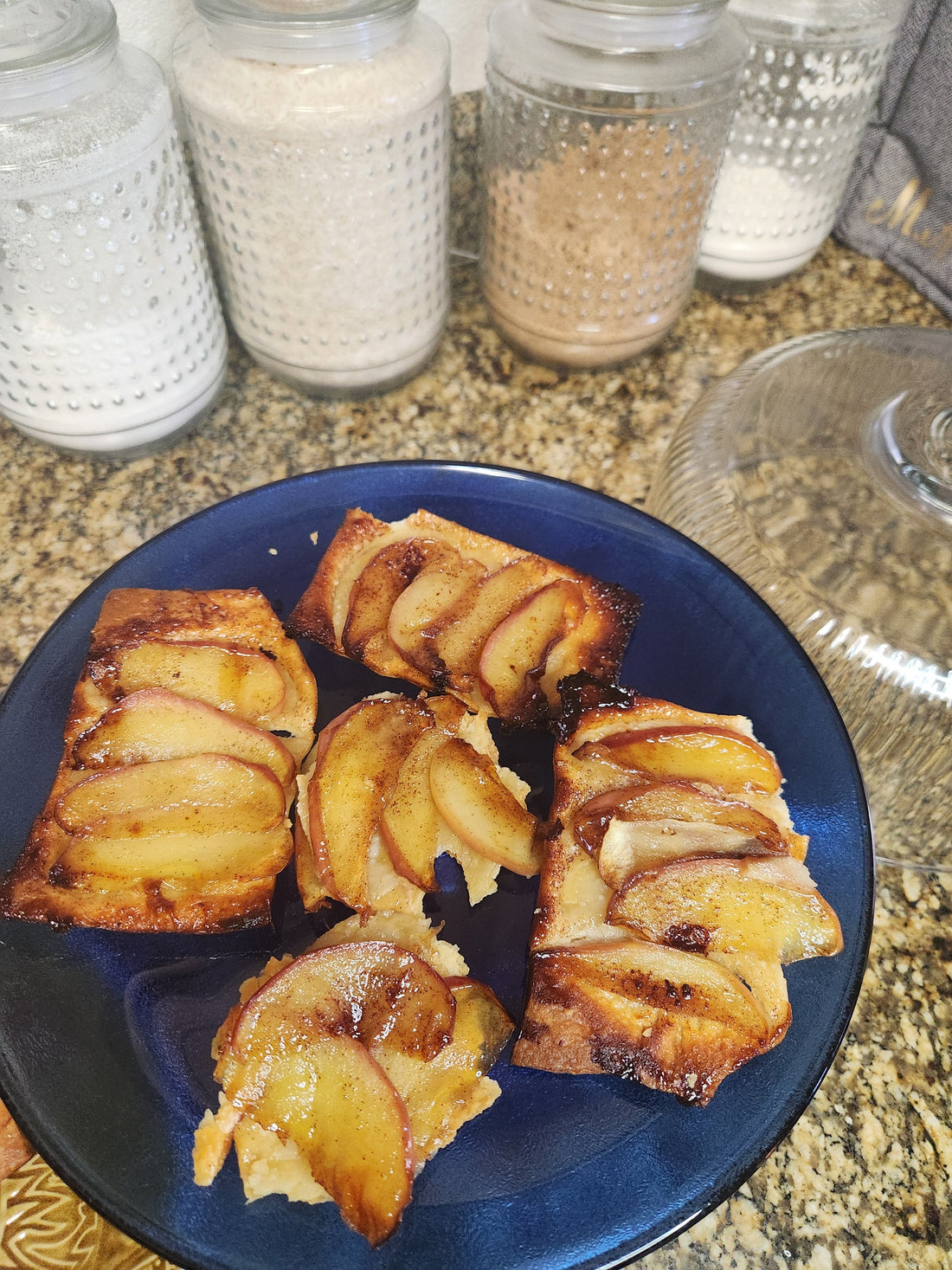 Easy Apple Upside down Recipe