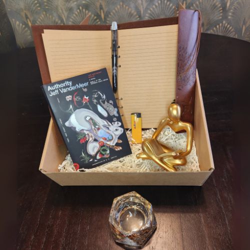 Elegant Book Lovers Gift Box